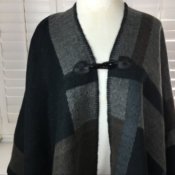 Steve Madden Plaid Cape Poncho Coat Lagenlook SML - Picture 2 of 6